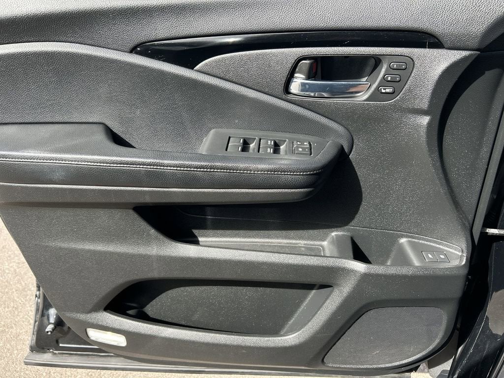 2017 Honda Pilot Elite