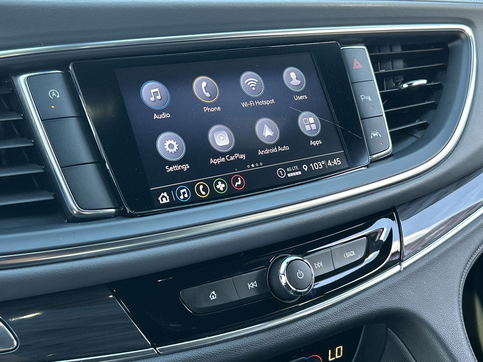 2023 Buick Enclave Essence