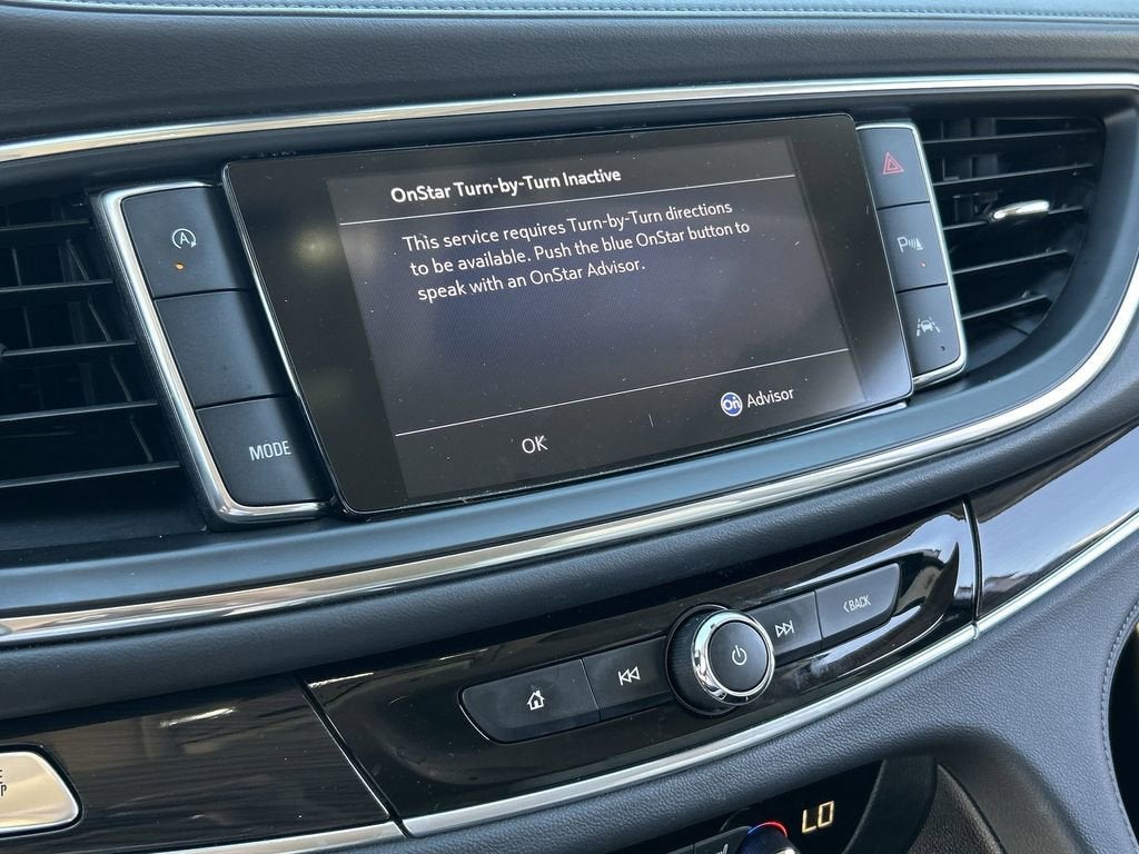2022 Buick Enclave Essence