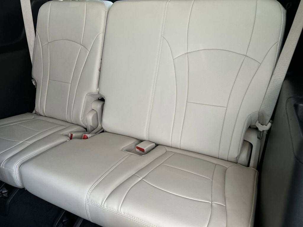 2022 Buick Enclave Essence