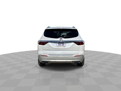 2022 Buick Enclave Essence