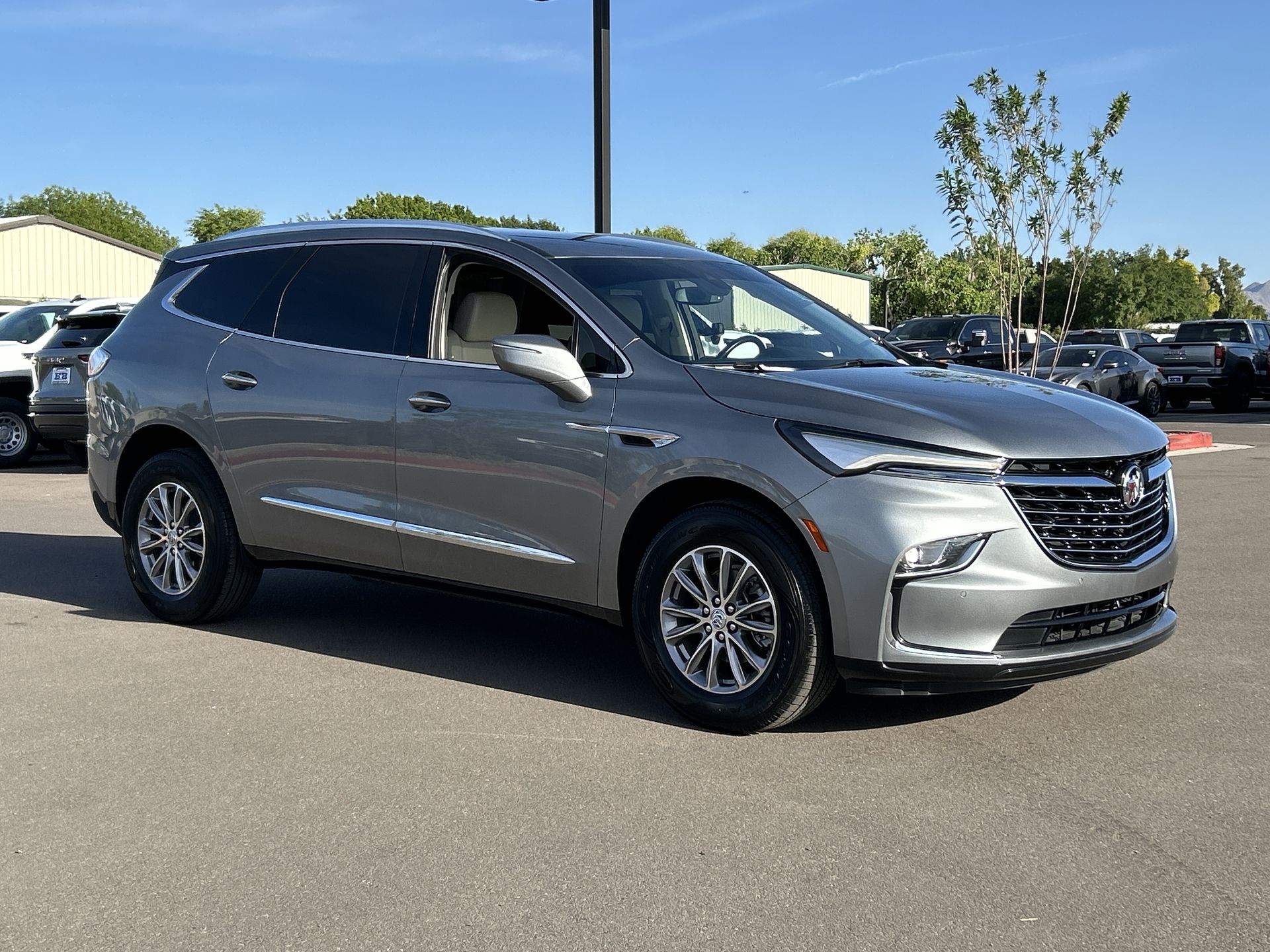 2023 Buick Enclave Essence