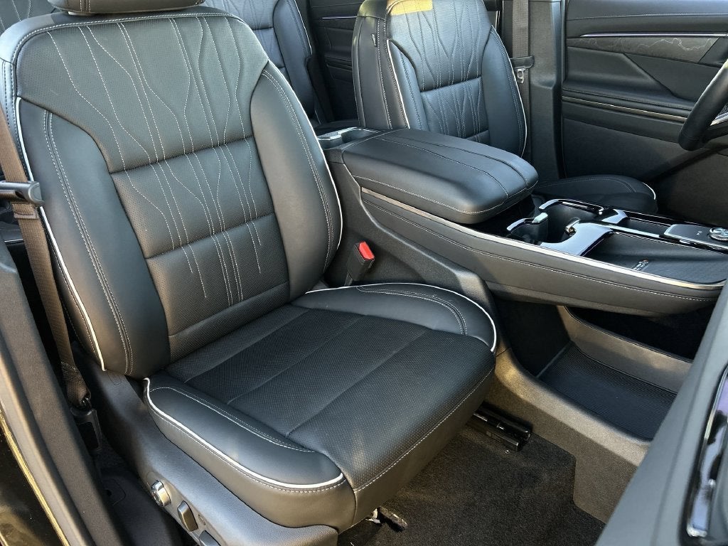2025 Buick Enclave Avenir