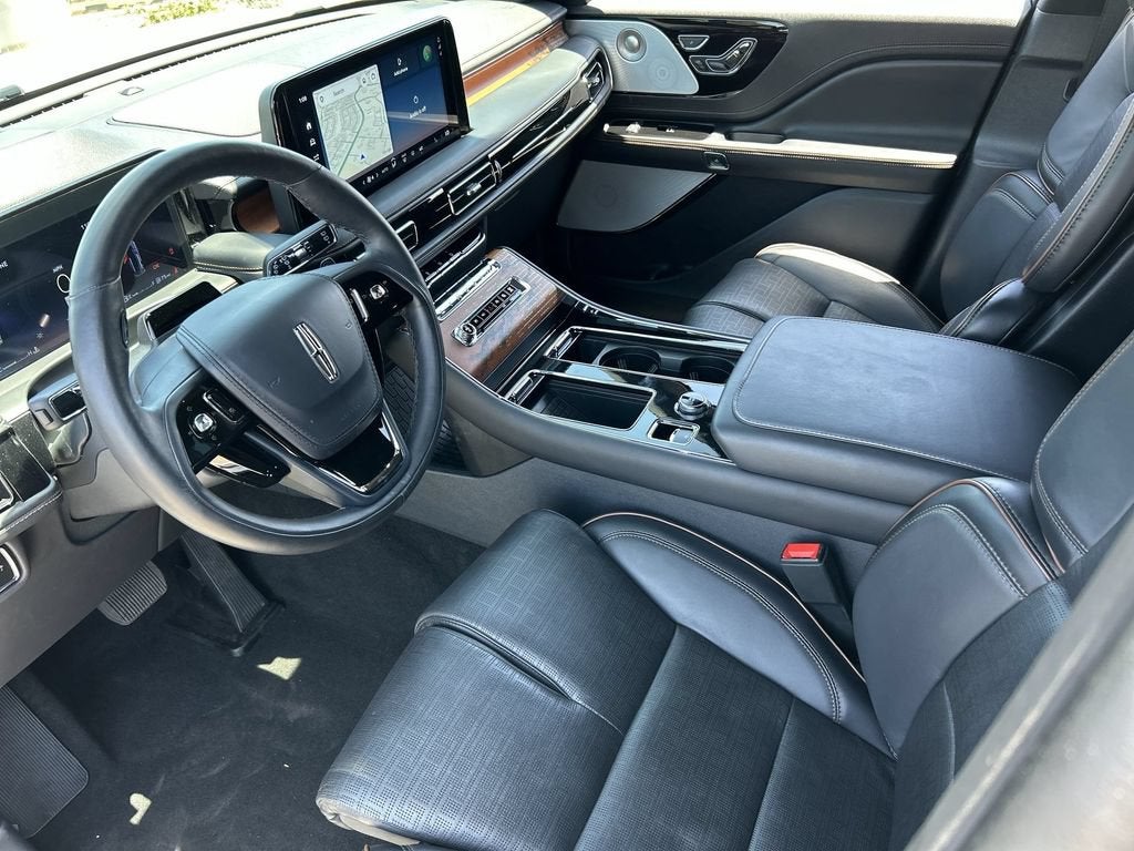 2025 Lincoln Aviator Black Label