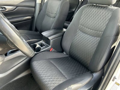2020 Nissan Rogue SV FWD