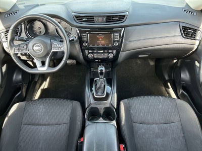 2020 Nissan Rogue SV FWD