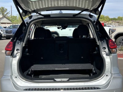 2020 Nissan Rogue SV FWD