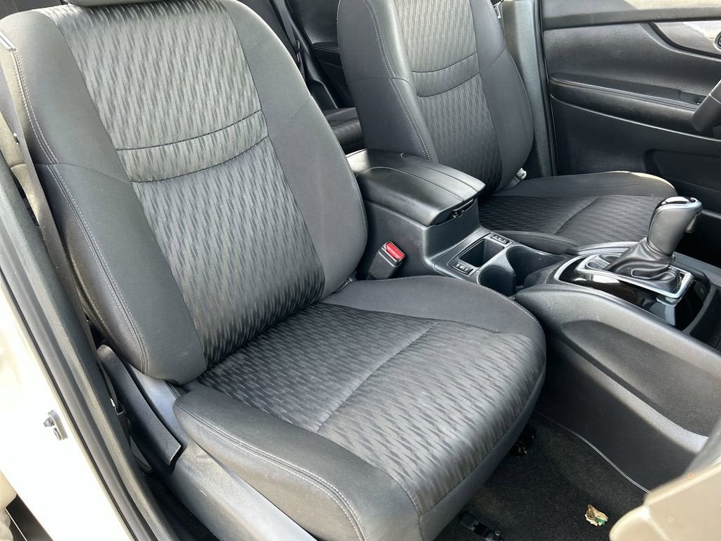 2020 Nissan Rogue SV FWD