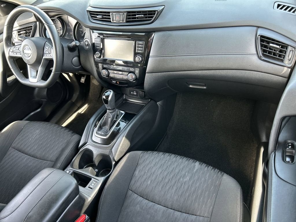 2020 Nissan Rogue SV FWD