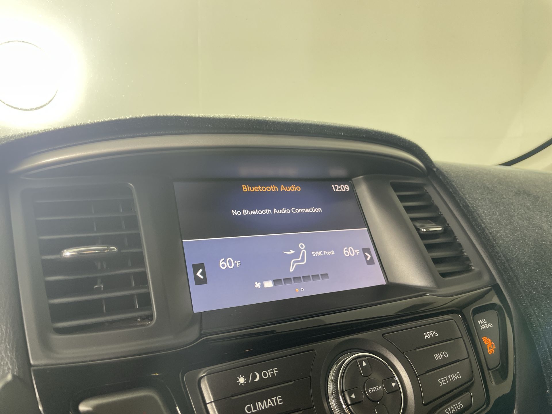 2020 Nissan Pathfinder SV