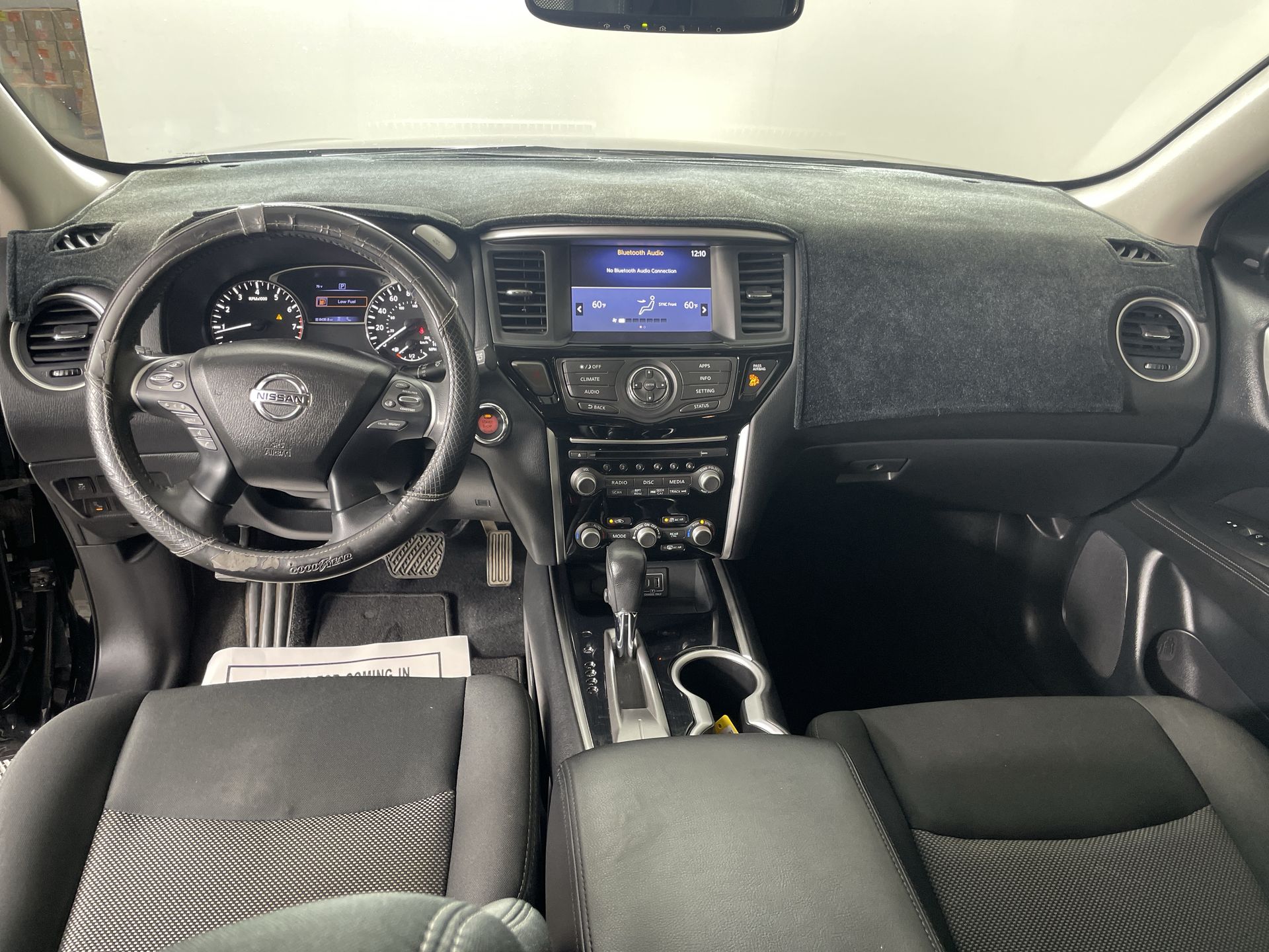 2020 Nissan Pathfinder SV