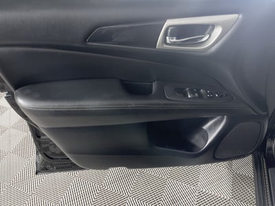 2020 Nissan Pathfinder SV