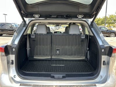 2021 Toyota Highlander Platinum