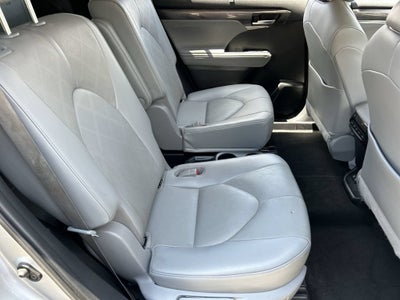2021 Toyota Highlander Platinum
