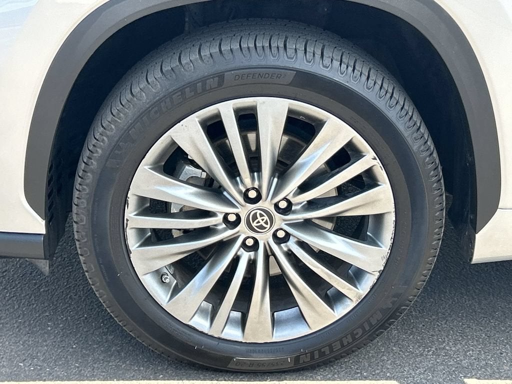 2021 Toyota Highlander Platinum