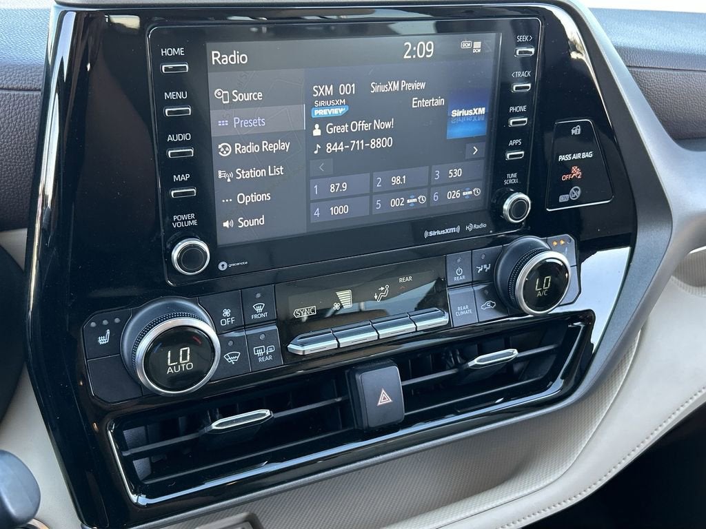 2020 Toyota Highlander XLE