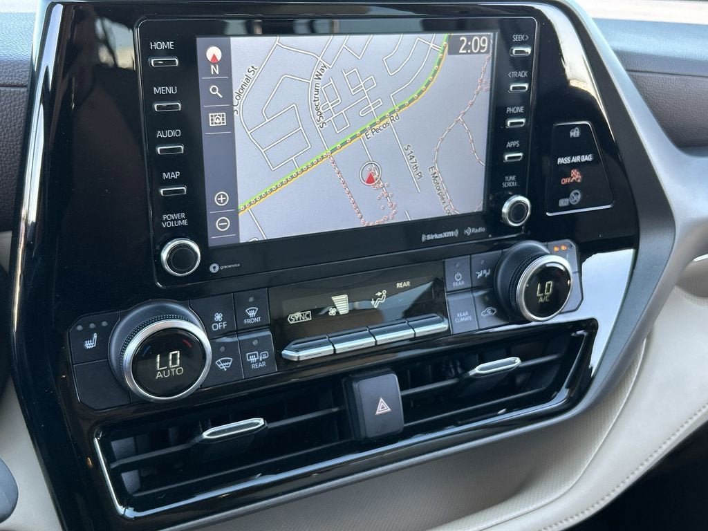 2020 Toyota Highlander XLE