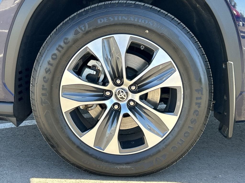 2020 Toyota Highlander XLE