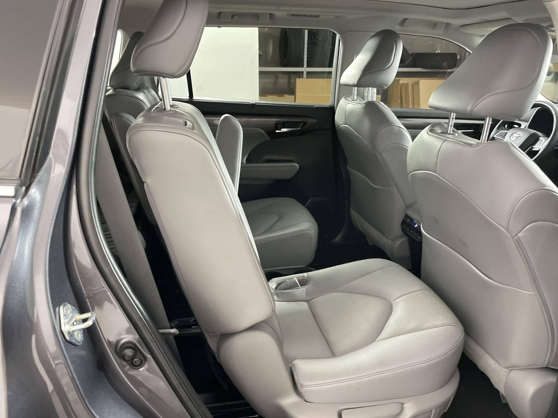 2023 Toyota Highlander Platinum