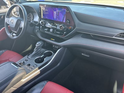 2023 Toyota Highlander XSE