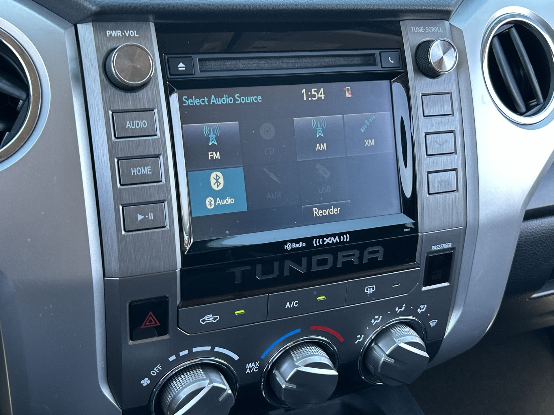 2016 Toyota Tundra SR5 5.7L V8