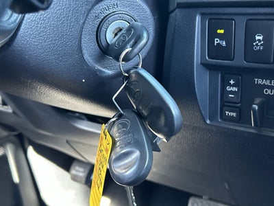 2016 Toyota Tundra SR5 5.7L V8