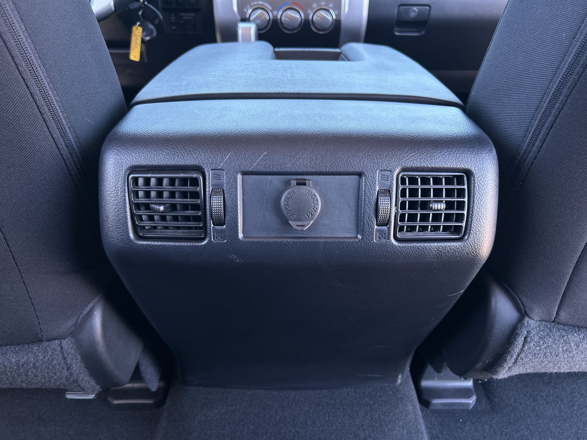 2016 Toyota Tundra SR5 5.7L V8