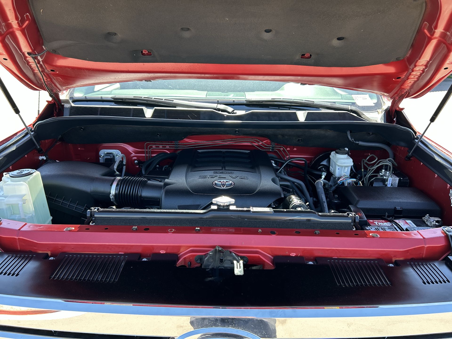 2016 Toyota Tundra SR5 5.7L V8