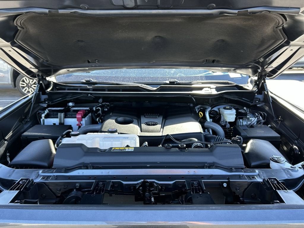 2025 Toyota Tundra SR5