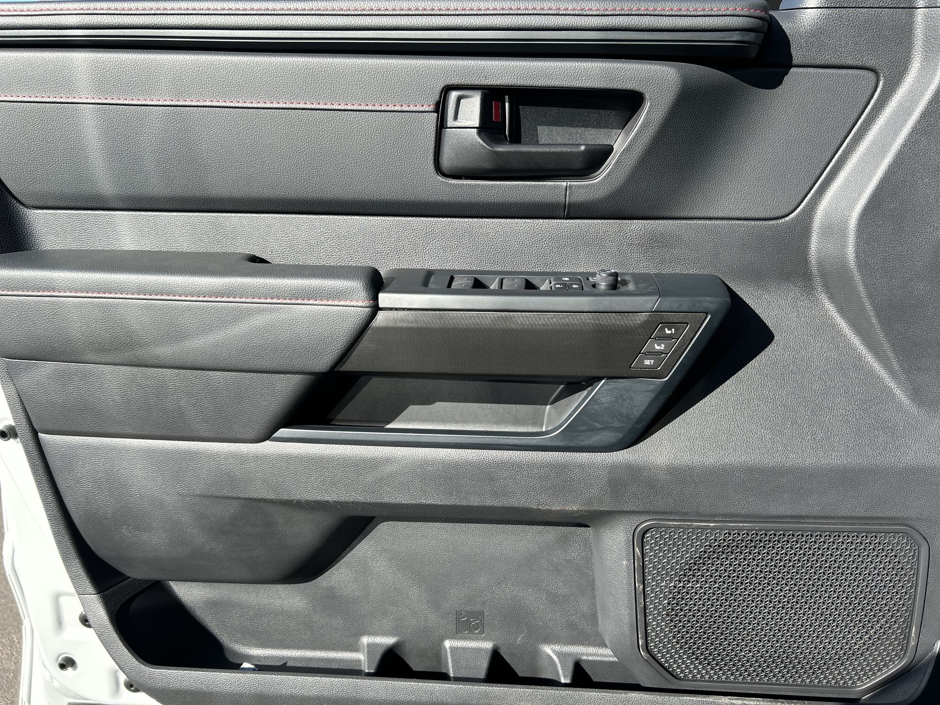 2025 Toyota Tundra Hybrid TRD Pro Hybrid CrewMax 5.5' Bed