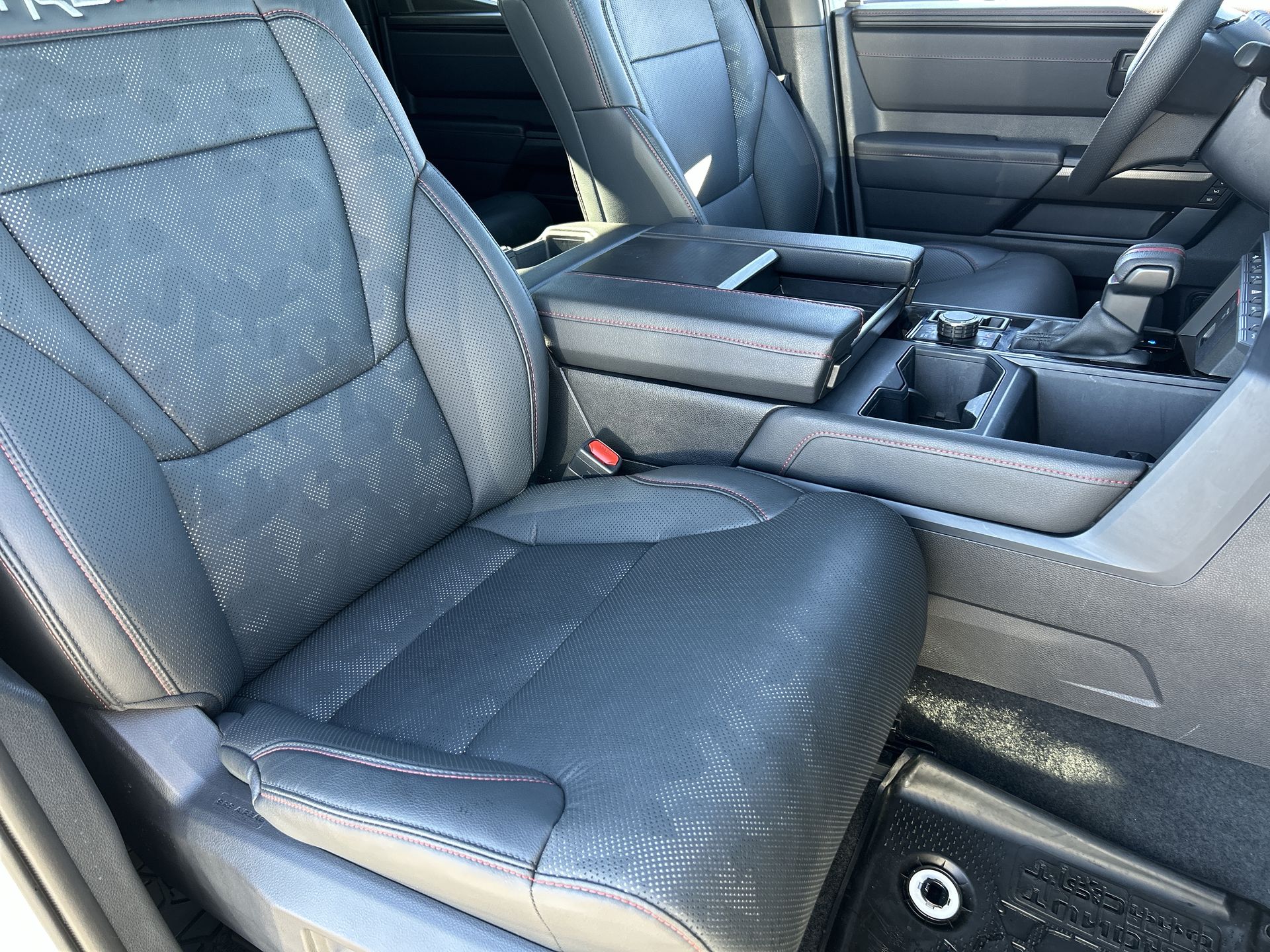 2025 Toyota Tundra Hybrid TRD Pro Hybrid CrewMax 5.5' Bed