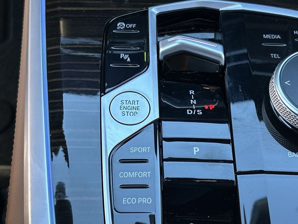 2025 BMW X5 sDrive40i