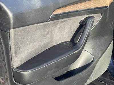 2023 Tesla Model 3 RWD