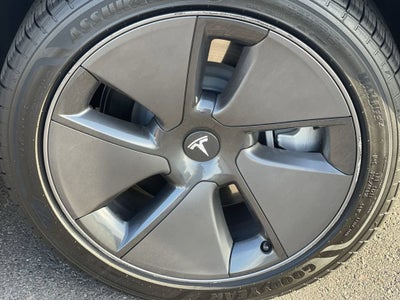 2023 Tesla Model 3 RWD