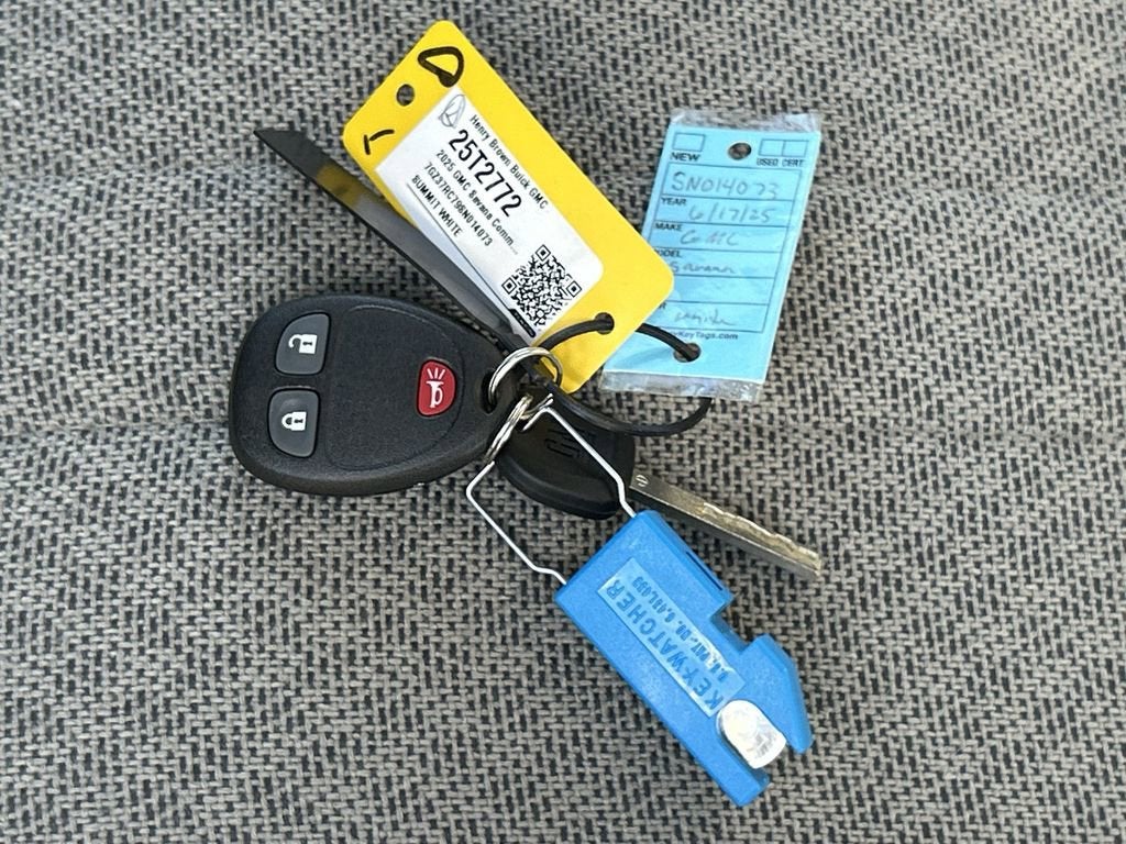 2025 GMC Savana Cutaway 3500 1WT