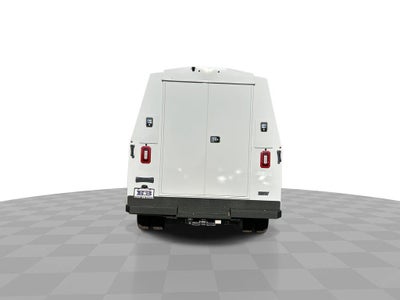 2025 GMC Savana Cutaway 3500 1WT