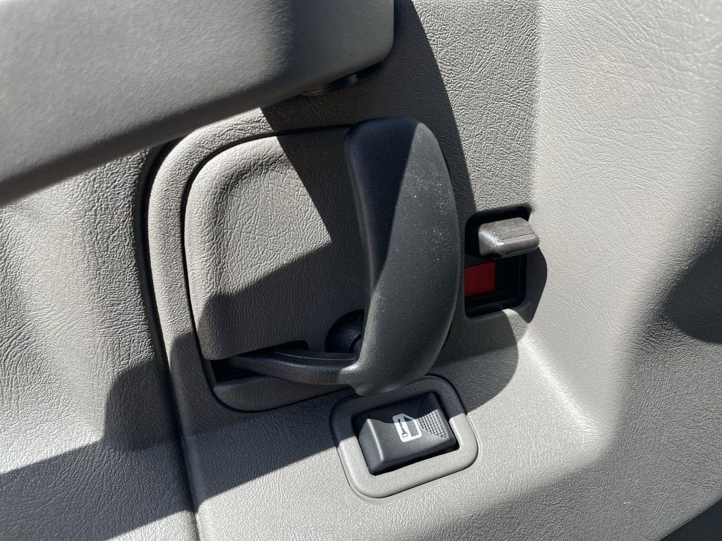 2025 GMC Savana Cutaway 3500 1WT