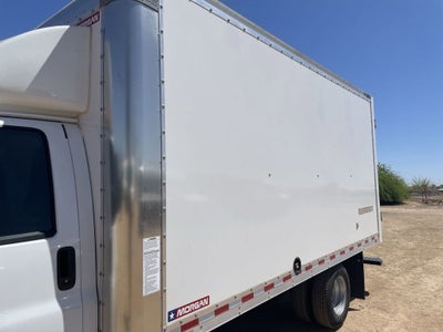 2025 GMC Savana Cutaway 3500 1WT