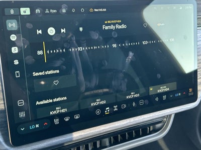 2023 Rivian R1S Adventure