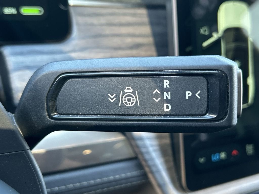 2023 Rivian R1S Adventure