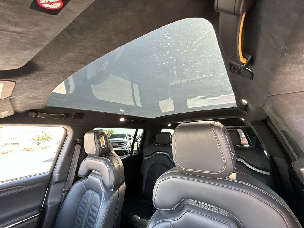 2023 Rivian R1S Adventure