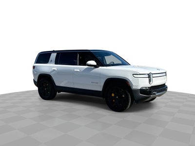 2023 Rivian R1S Adventure