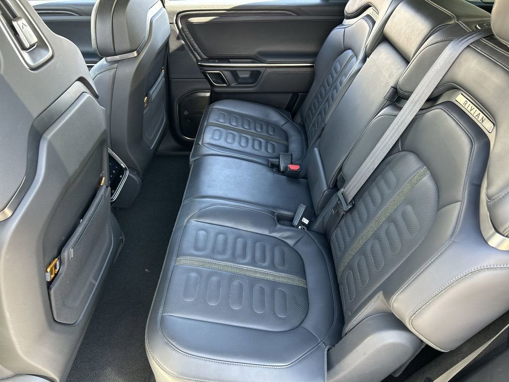 2023 Rivian R1S Adventure