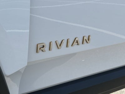 2023 Rivian R1S Adventure