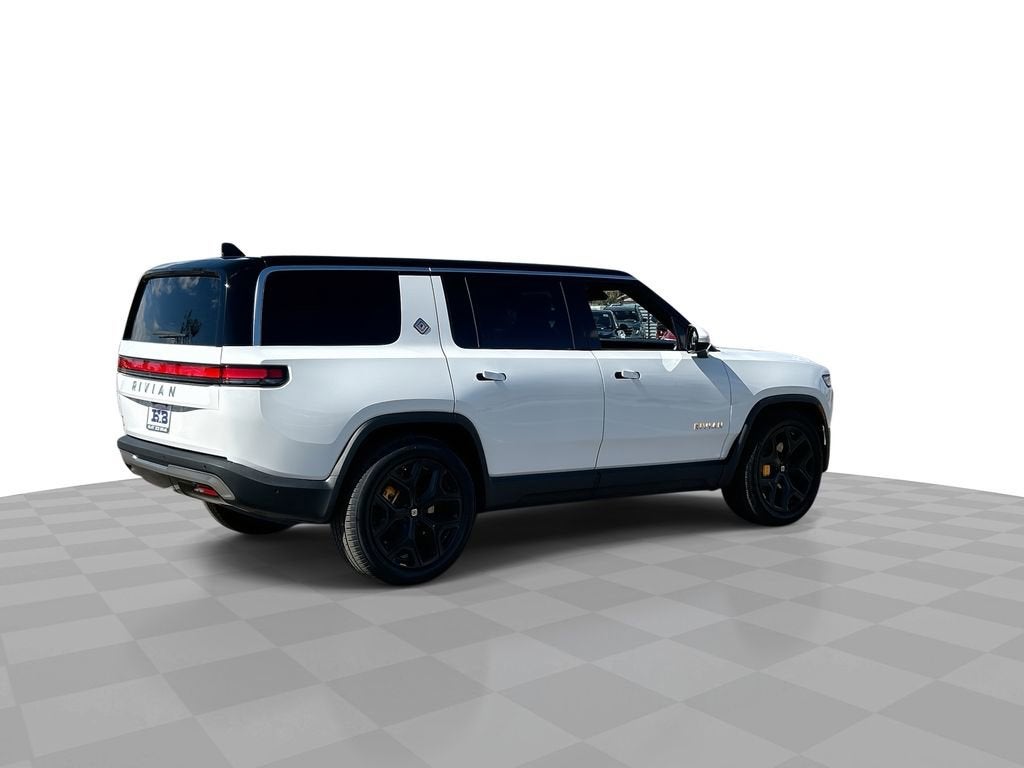 2023 Rivian R1S Adventure