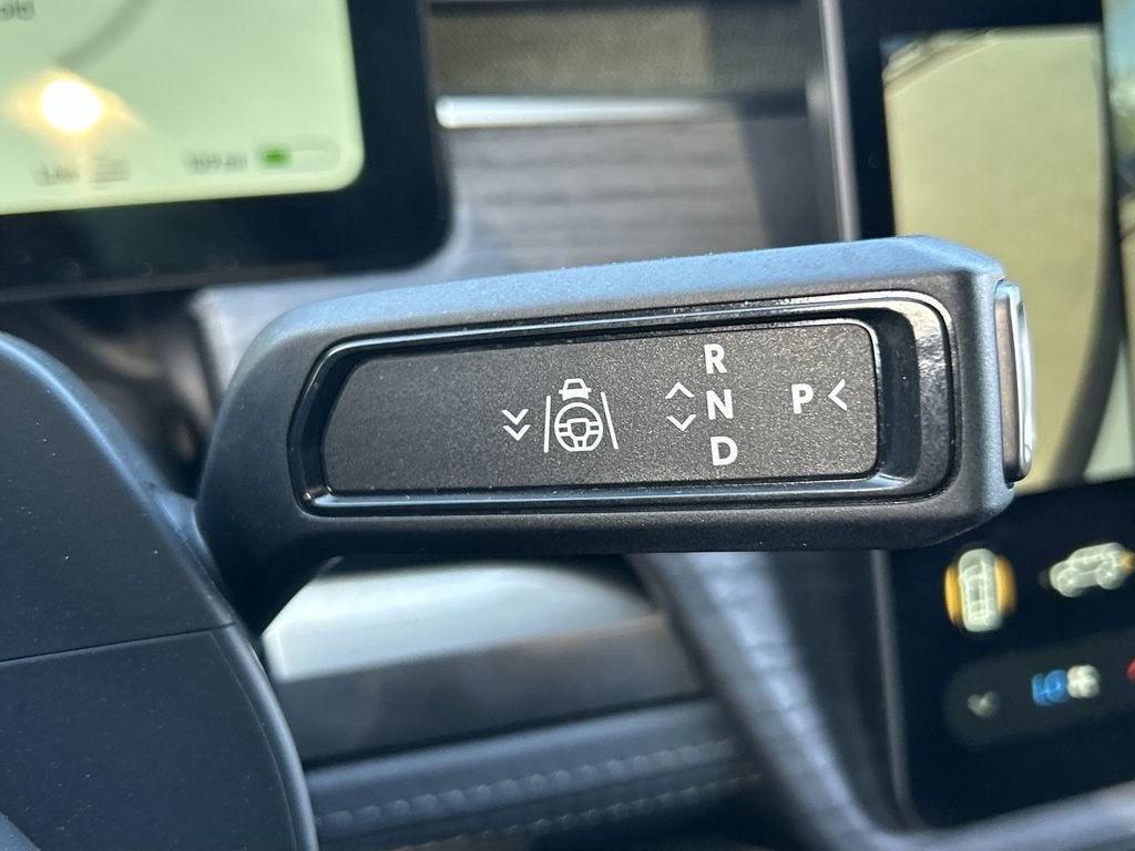 2023 RIVIAN R1S Adventure