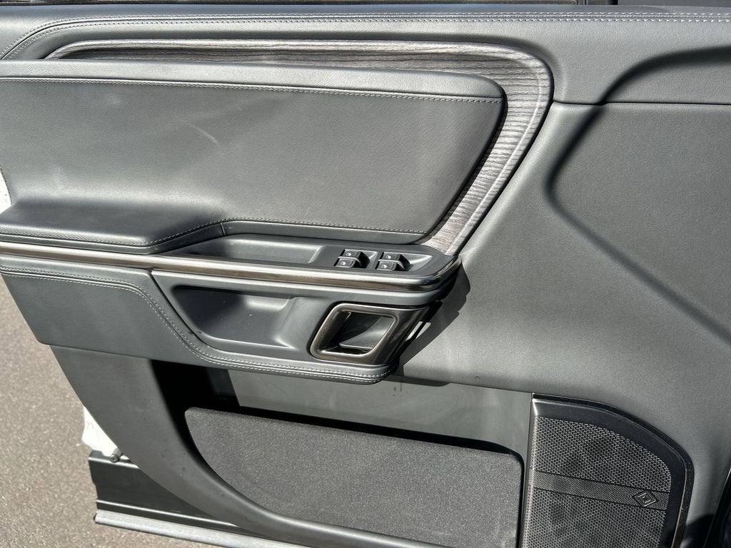 2023 RIVIAN R1S Adventure