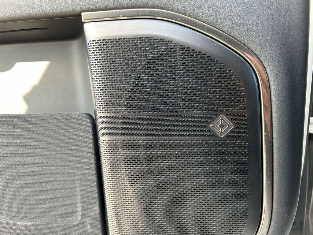 2023 RIVIAN R1S Adventure