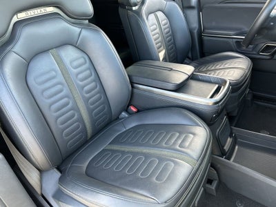 2023 RIVIAN R1S Adventure