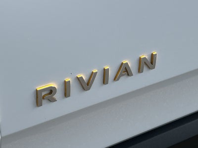 2023 RIVIAN R1S Adventure